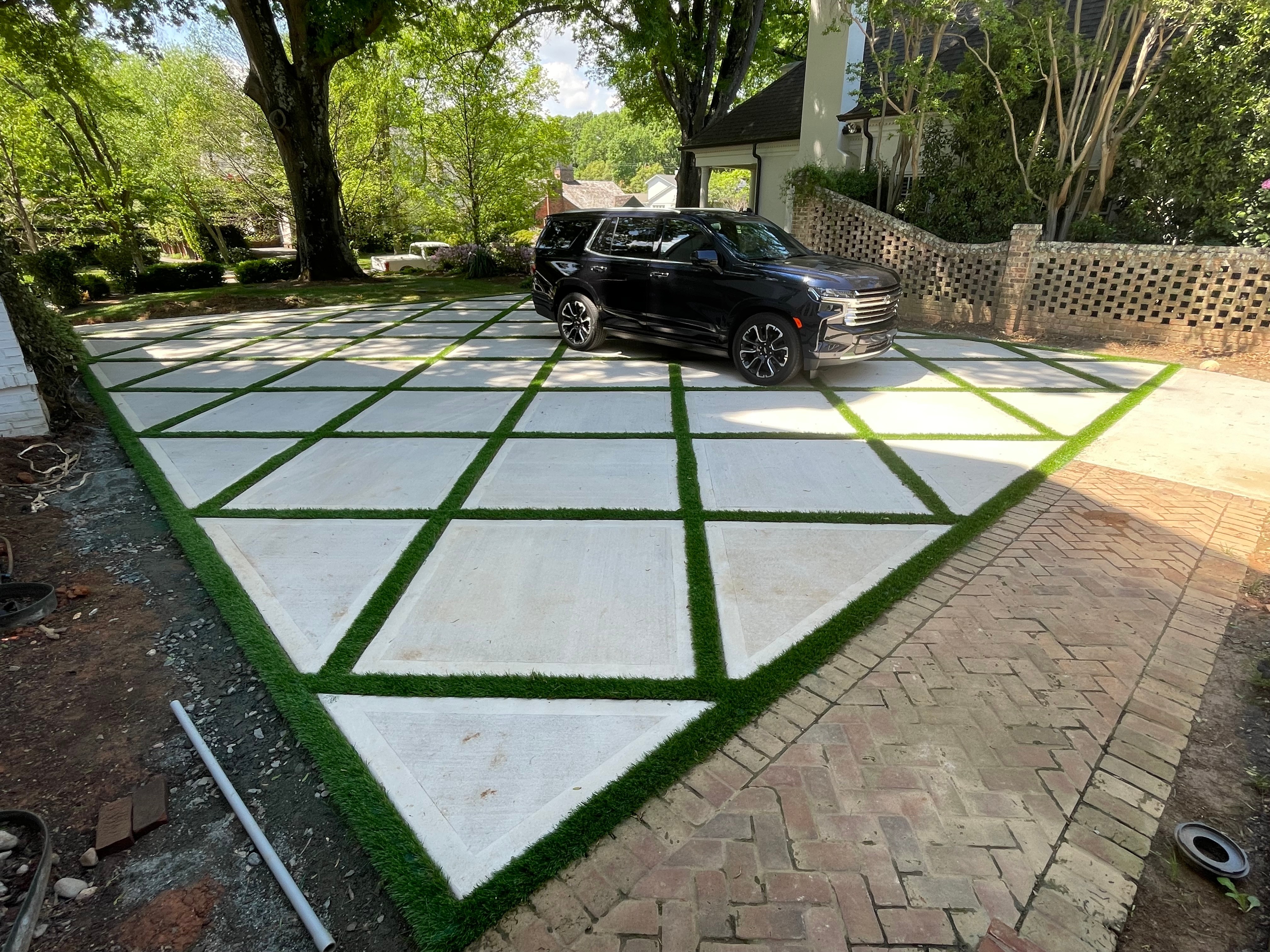 Modern Grid Driveway